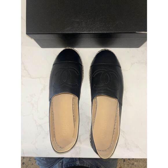 Chanel Black Espadrilles - Like New Condition - Picture 3 of 6